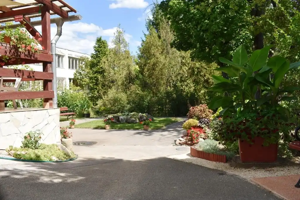 Az intézmény udvara